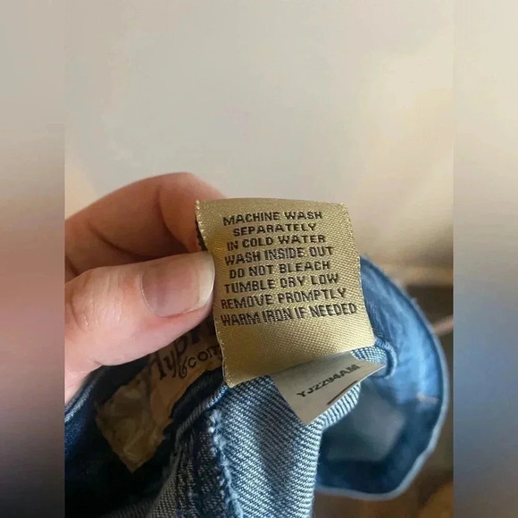 Hybrid & Company denim shorts - Picture 5 of 5